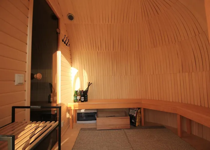 Holiday home Kuldallika Igloo House And Iglusauna *